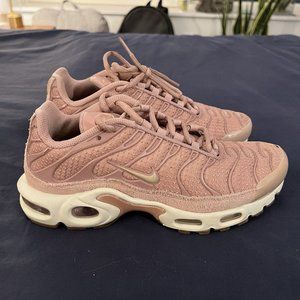 Nike Air Max Plus - Particle Pink - Women’s Size 7